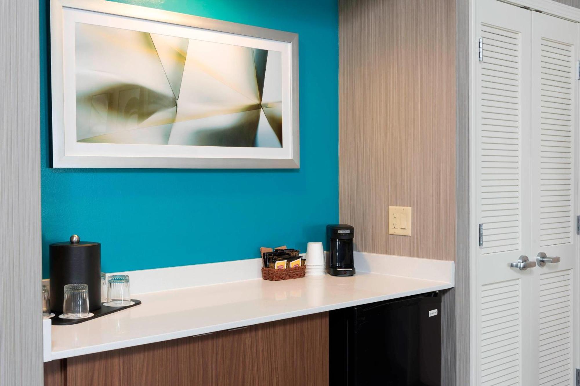 Courtyard By Marriott Traverse City Dış mekan fotoğraf