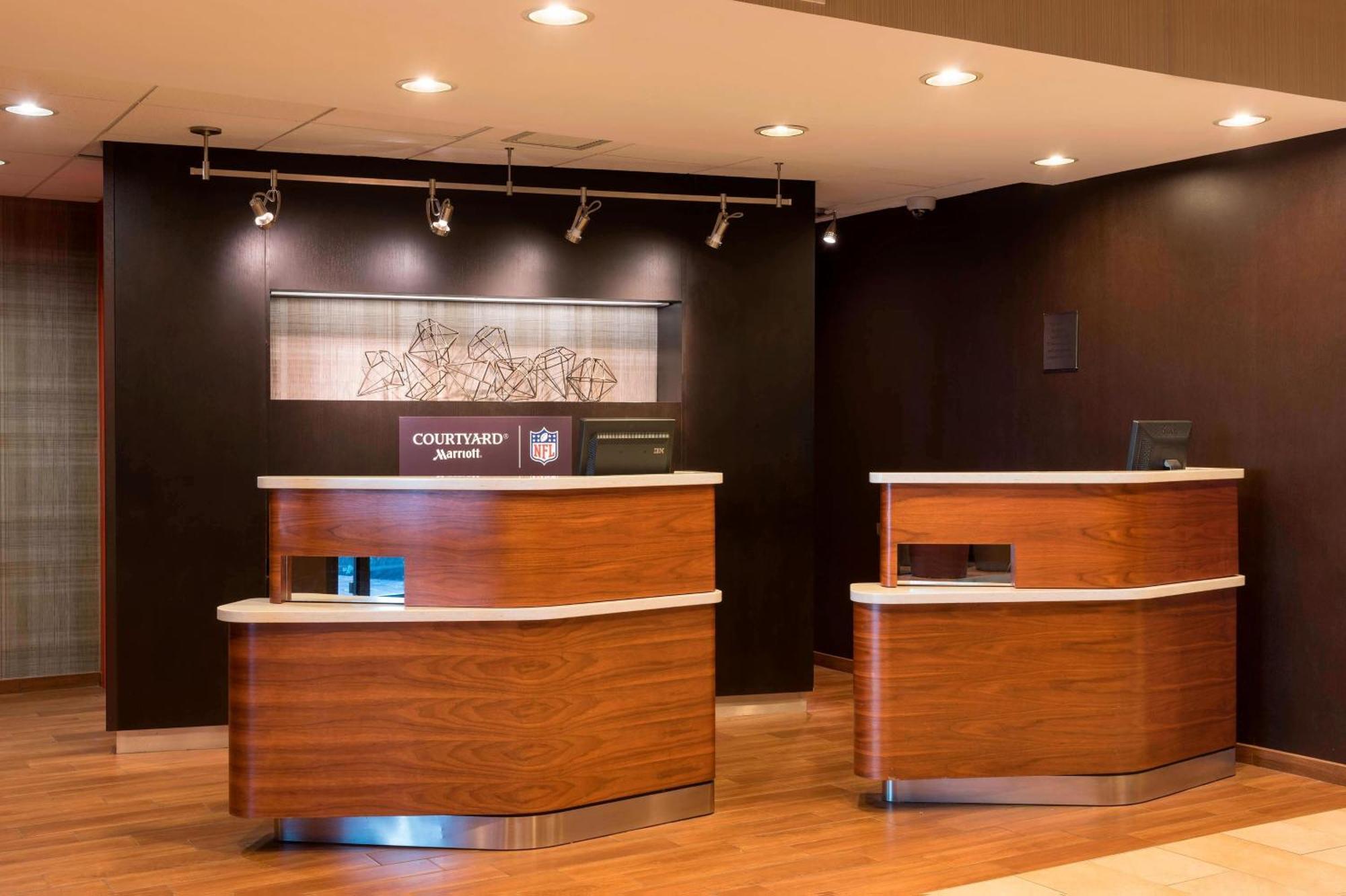 Courtyard By Marriott Traverse City Dış mekan fotoğraf