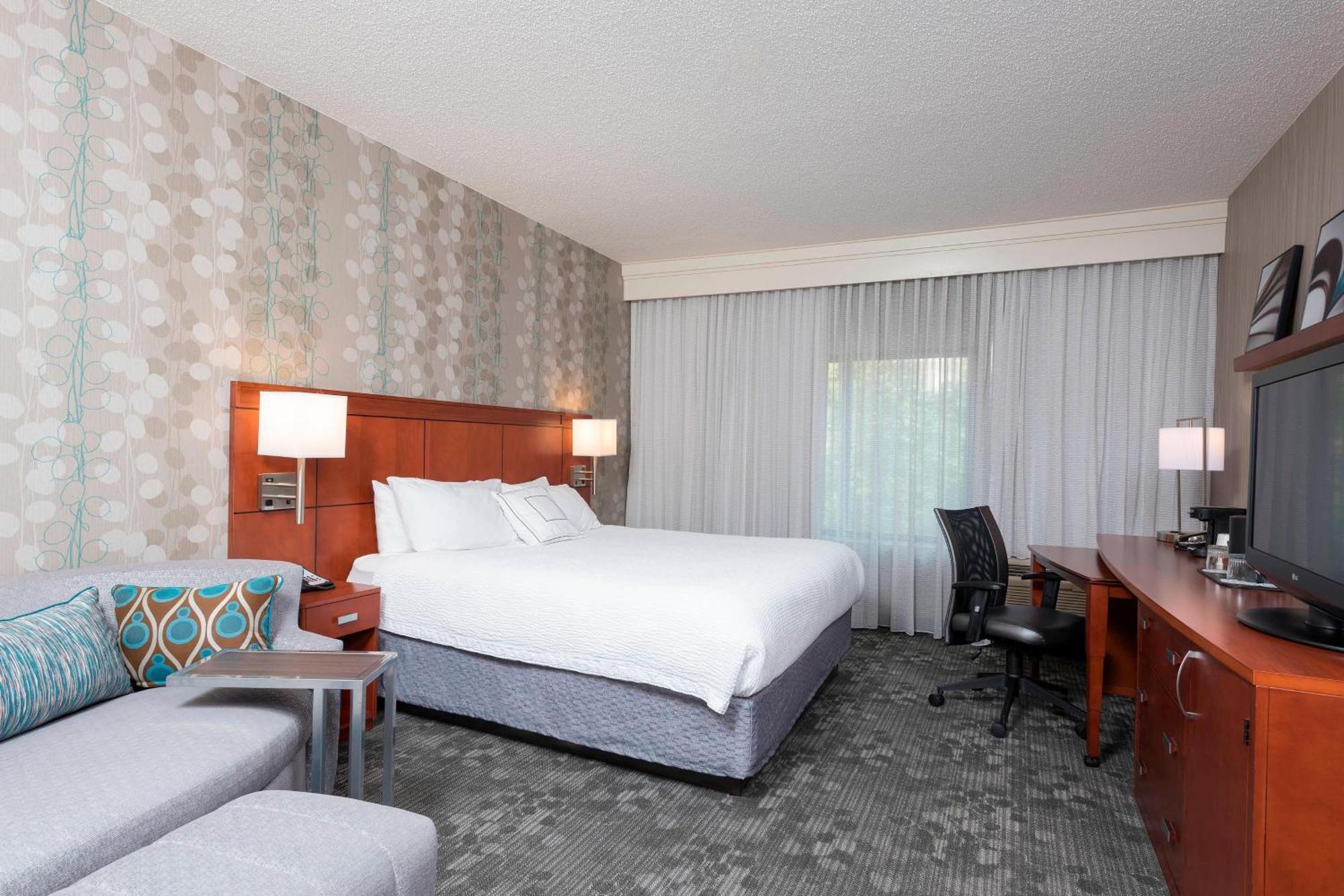 Courtyard By Marriott Traverse City Dış mekan fotoğraf